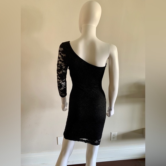 Guess Lace Little Black Dress - Picture 4 of 7